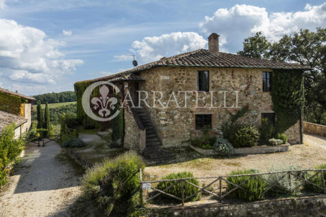 Casale ristrutturato