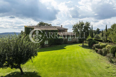 Casale ristrutturato