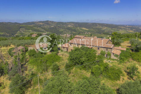 Casale da ristruttur