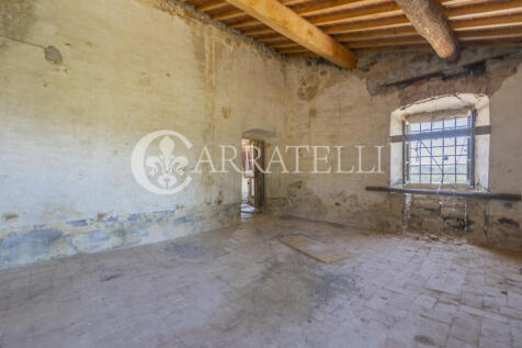 Casale da ristruttur