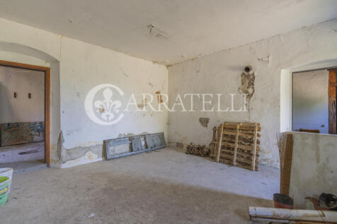 Casale da ristruttur