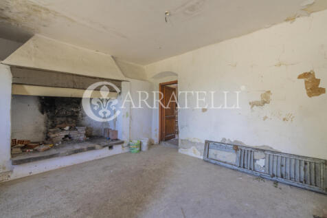 Casale da ristruttur