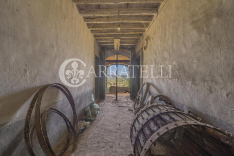 Casale da ristruttur