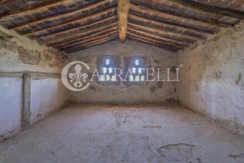 Casale da ristruttur