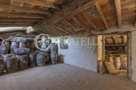 Casale da ristruttur