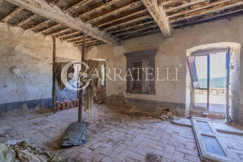 Casale da ristruttur