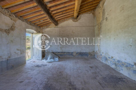 Casale da ristruttur