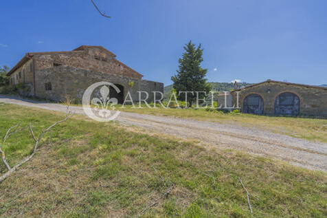 Casale da ristruttur