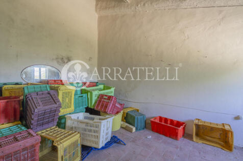 Casale da ristruttur