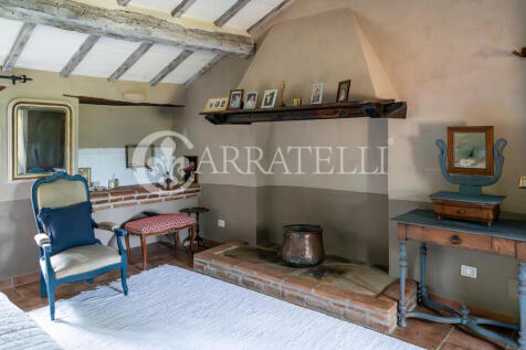 Casale con piscina e