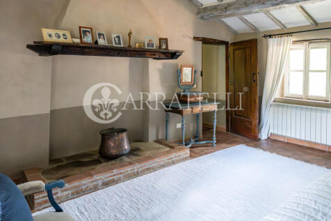 Casale con piscina e