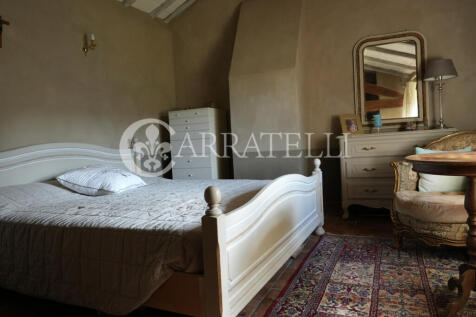 Casale con piscina e