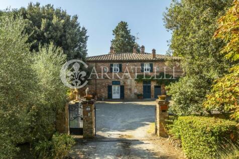Casale con annessi e