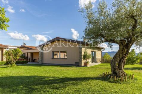 Prestigiosa villa in