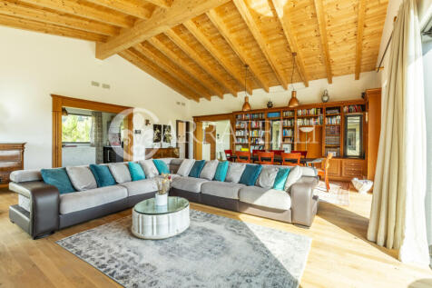 Prestigiosa villa in