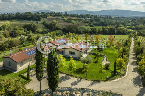 Prestigiosa villa in