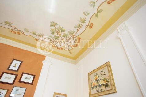Elegante villa front