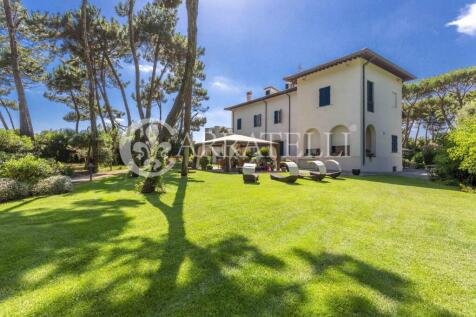 Elegante villa front