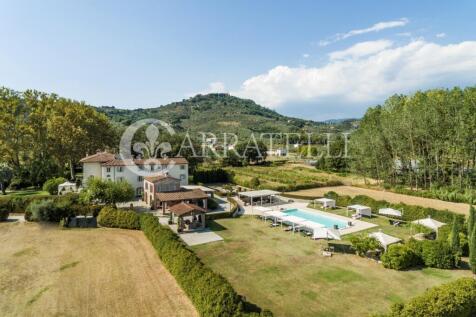 Elegante villa con p