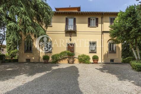 Superba villa storic