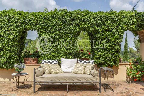 Superba villa storic