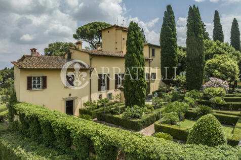 Superba villa storic