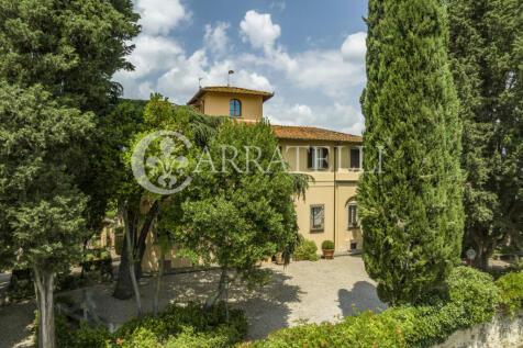 Superba villa storic