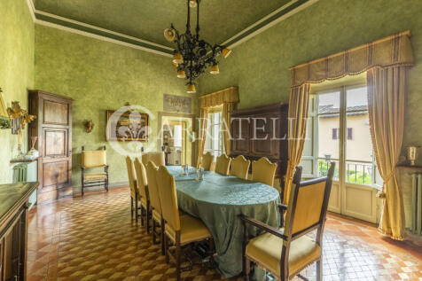 Superba villa storic