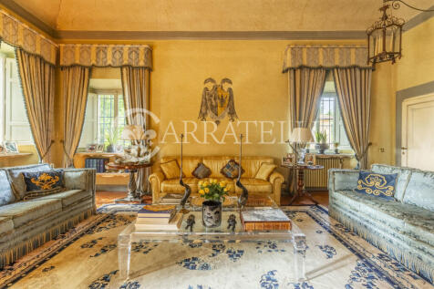 Superba villa storic