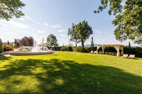 Panoramico borgo con