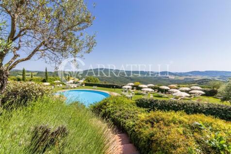 Panoramico borgo con