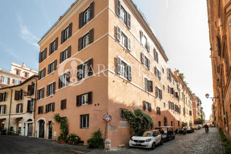 Imponente palazzo co
