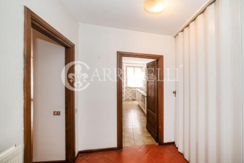Imponente palazzo co