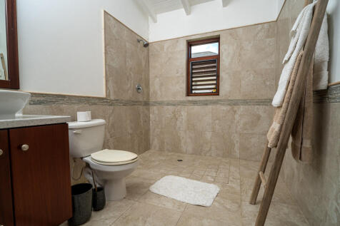 Bathroom Indian View Antigua