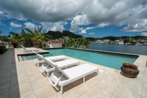 Pool Indian View Antigua