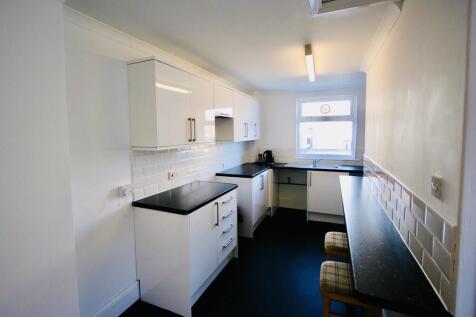 Flat Kitchen