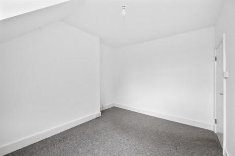 Norton Road 30, Flat 8-003.JPG