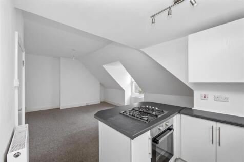 Norton Road 30, Flat 8-016.JPG