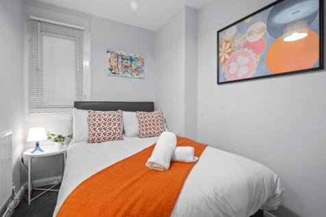 Flat A CM Bed 2.jpg