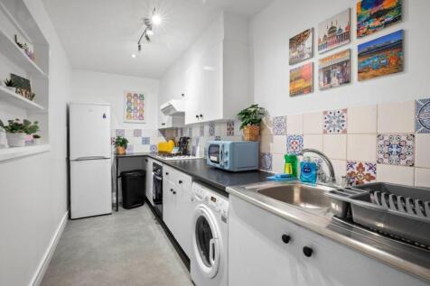Flat A CM Kitchen.jpg