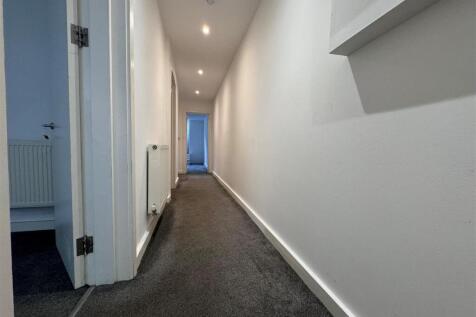 Basement 1 ABR Hallway.jpg