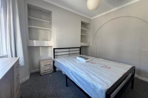Room 1a.jpg