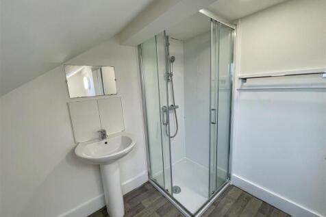 Shower room.jpg