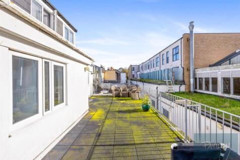 Baker Street, 22, Flat 2-010.JPG