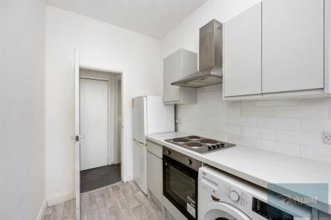 Buckingham Road 62, Flat 3-013.JPG