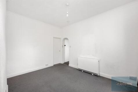 Buckingham Road 62, Flat 3-014.JPG