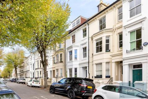 Buckingham Road 62, Flat 3-016 (1).JPG