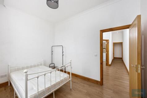 Wellington Road 18A, Flat 7-016.JPG