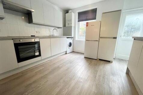 29 St Mary Mag Kitchen.jpg