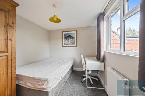 Shanklin Road, 31-003.JPG